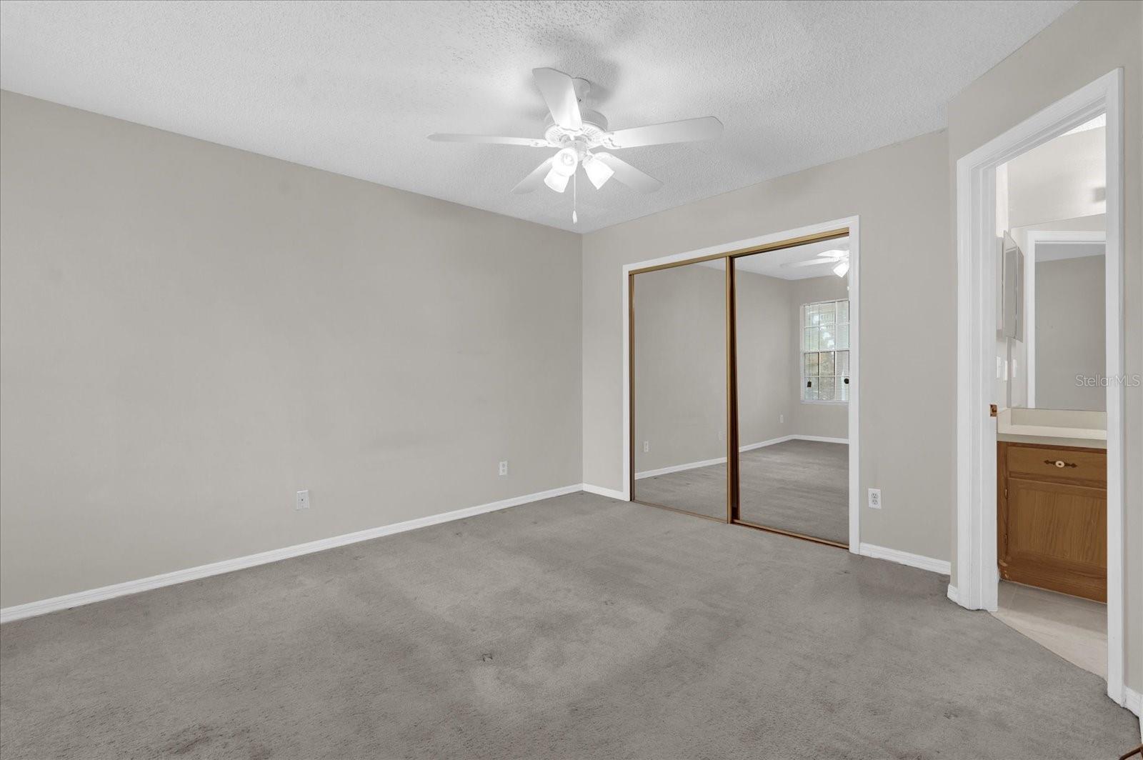 Image 13 of 22 For 948 Bird Bay Court 102