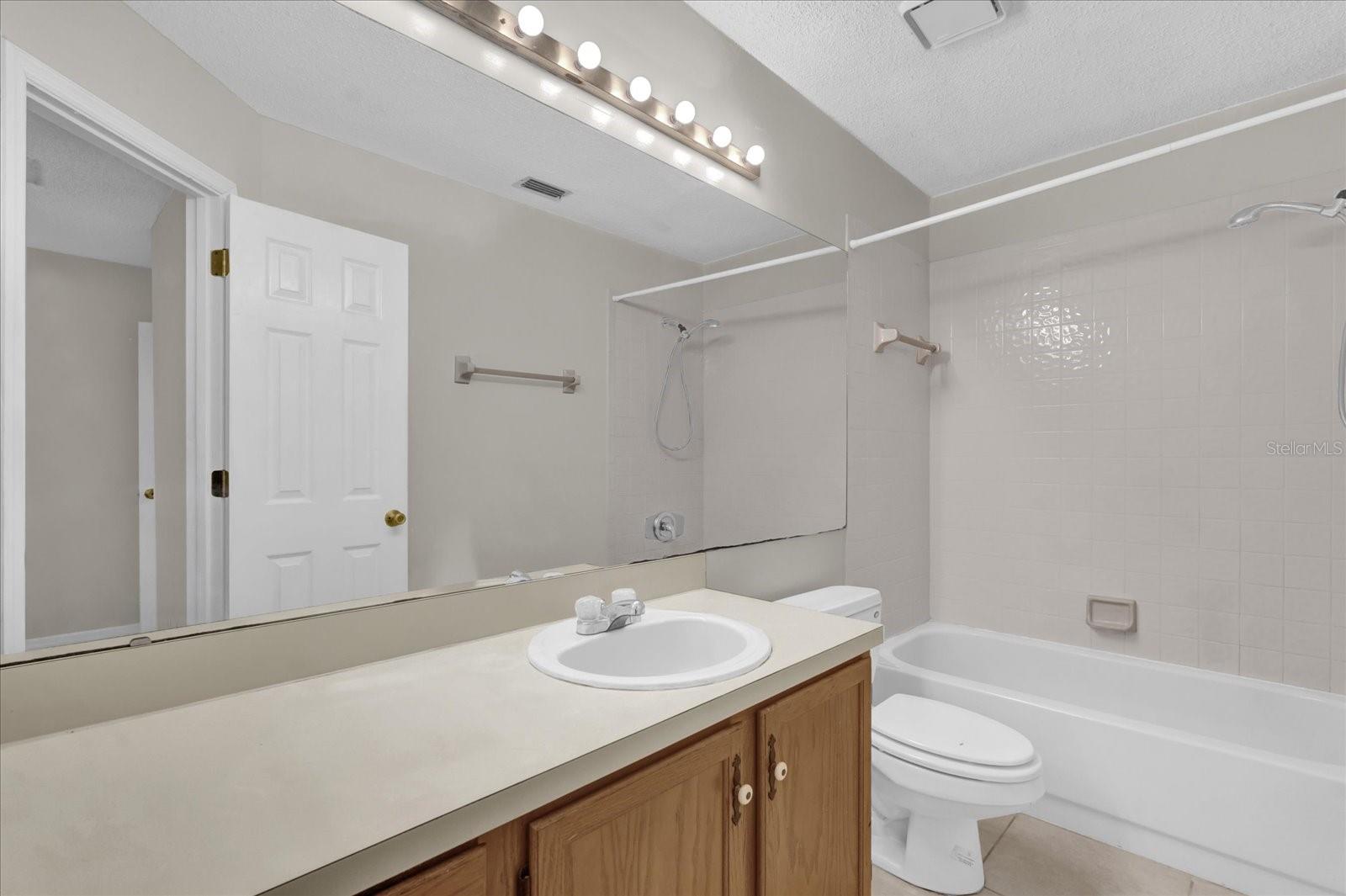 Image 15 of 22 For 948 Bird Bay Court 102