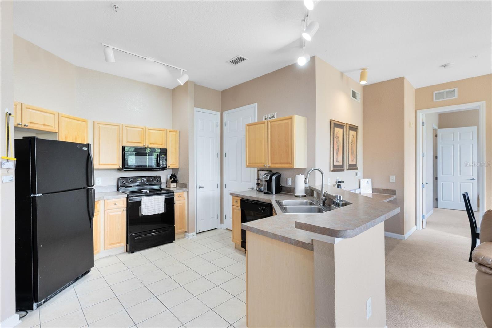 Image 10 of 29 For 422 Terrace Ridge Circle 422