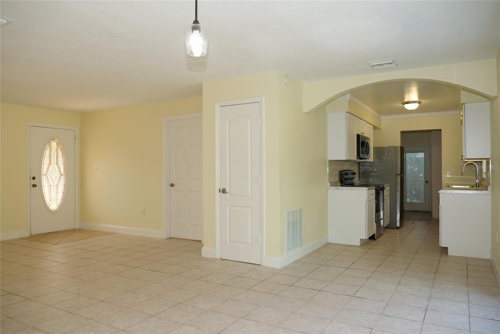 Image 5 of 20 For 521 Chiles Lane