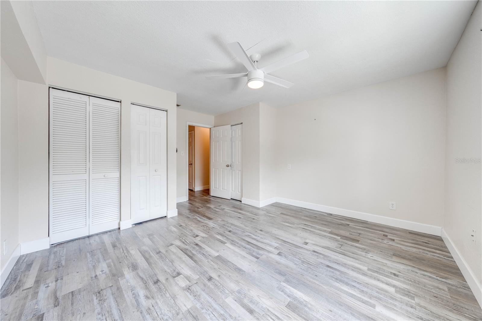 Image 13 of 43 For 130 Lewfield Circle 130
