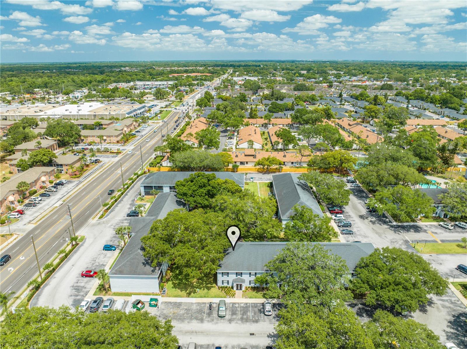 Image 33 of 43 For 130 Lewfield Circle 130