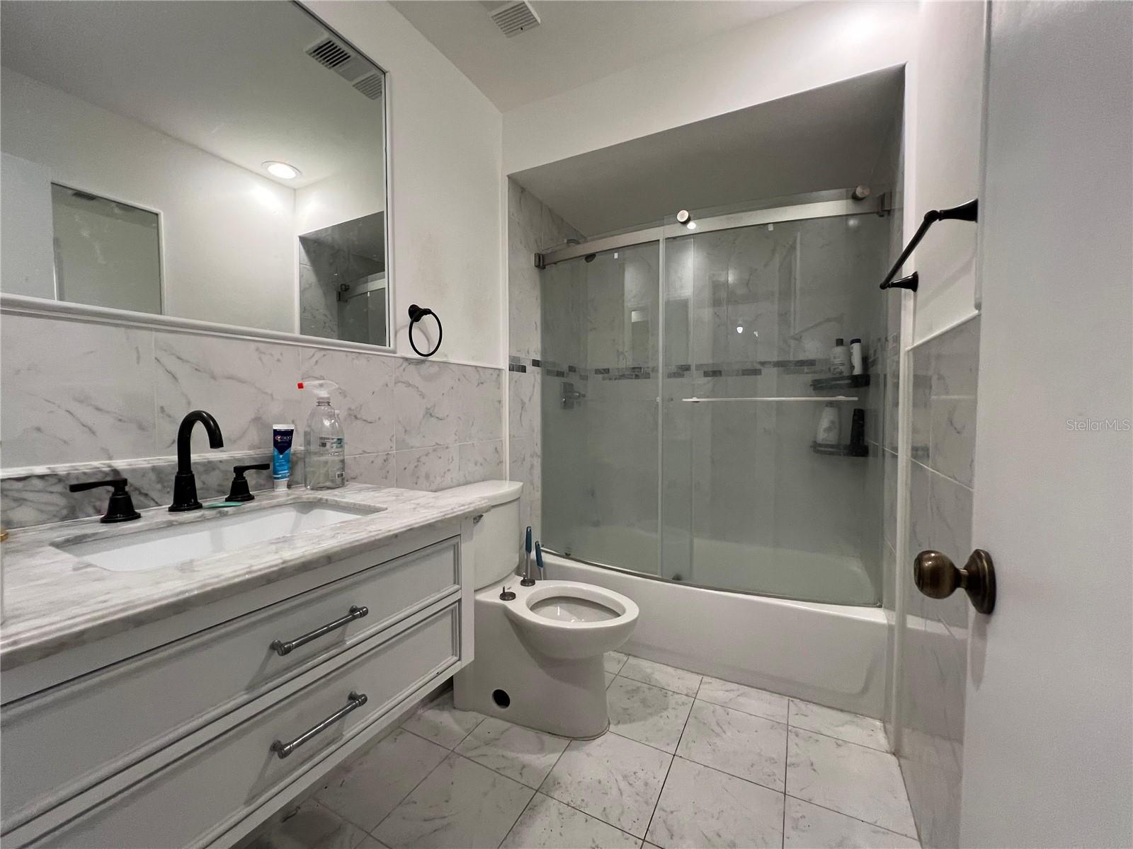 Image 12 of 15 For 2487 Harbour Way