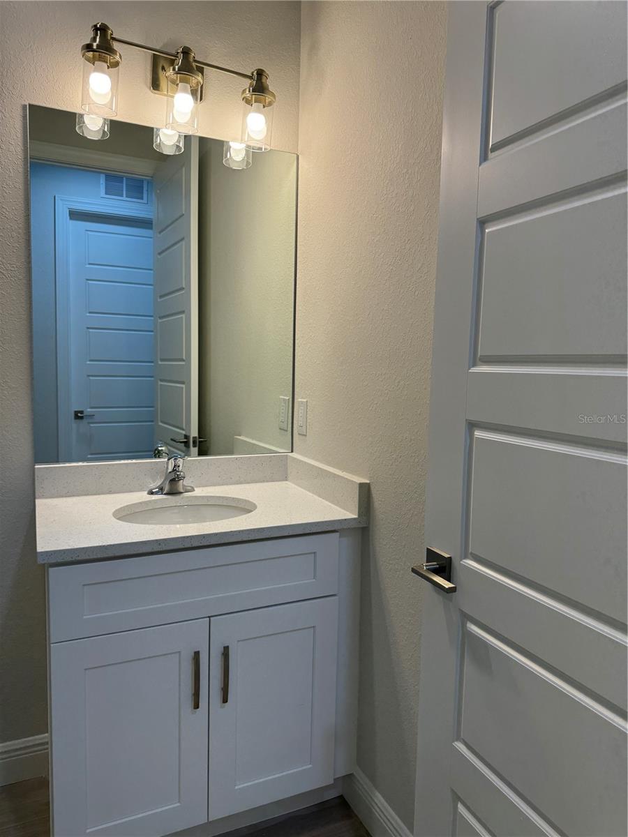 Image 27 of 32 For 20296 Rutherford Avenue