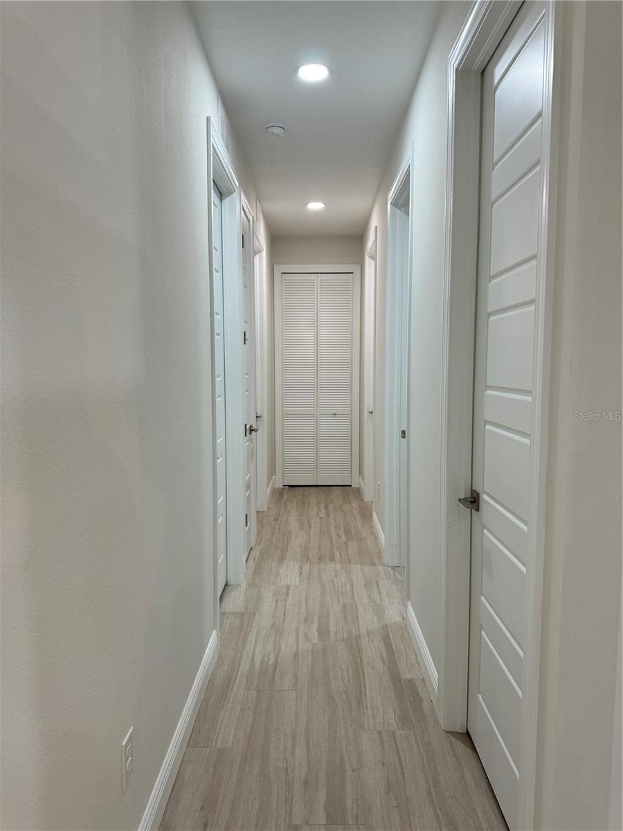 Image 28 of 32 For 20296 Rutherford Avenue