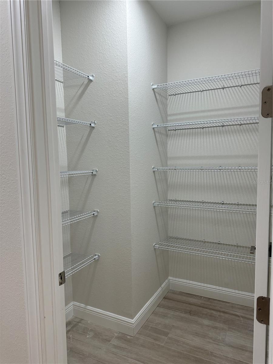 Image 9 of 32 For 20296 Rutherford Avenue