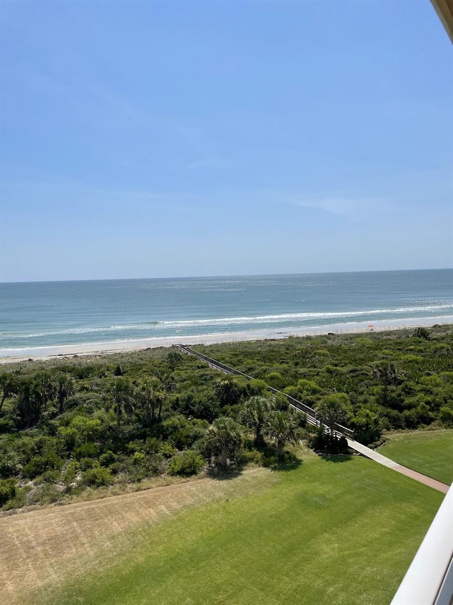 Image 2 of 14 For 80 Surfview Drive 609