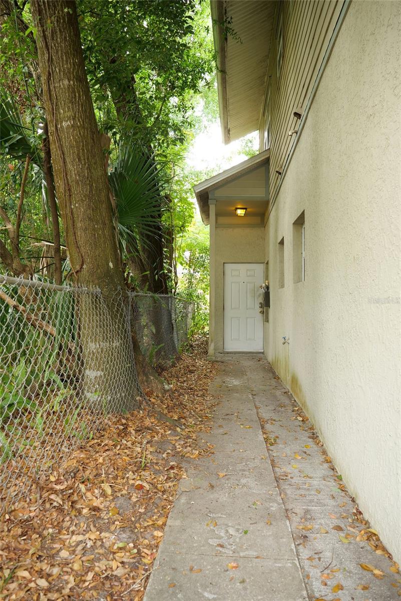 Image 3 of 17 For 419 Fern Creek Avenue