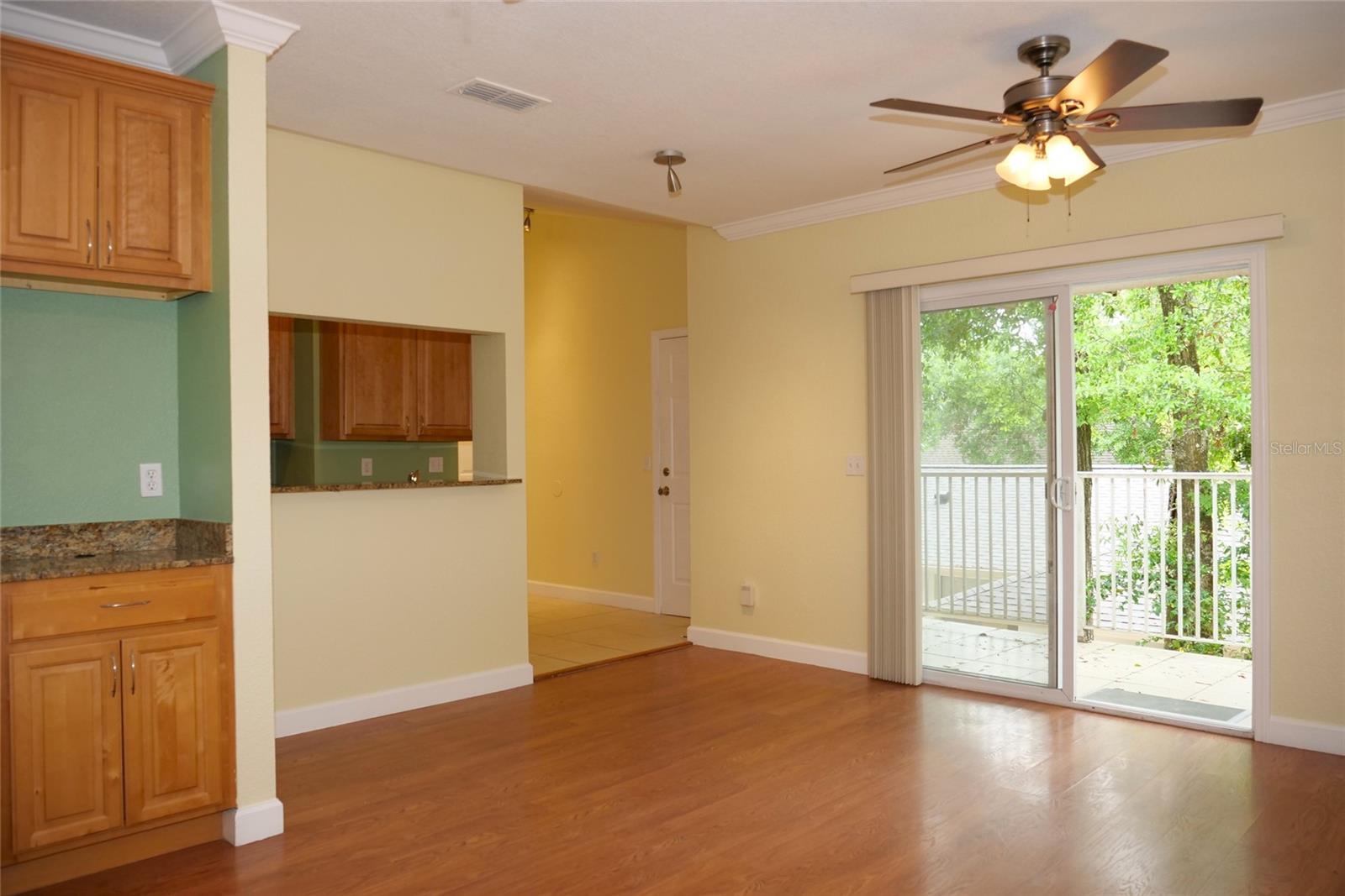 Image 5 of 17 For 419 Fern Creek Avenue