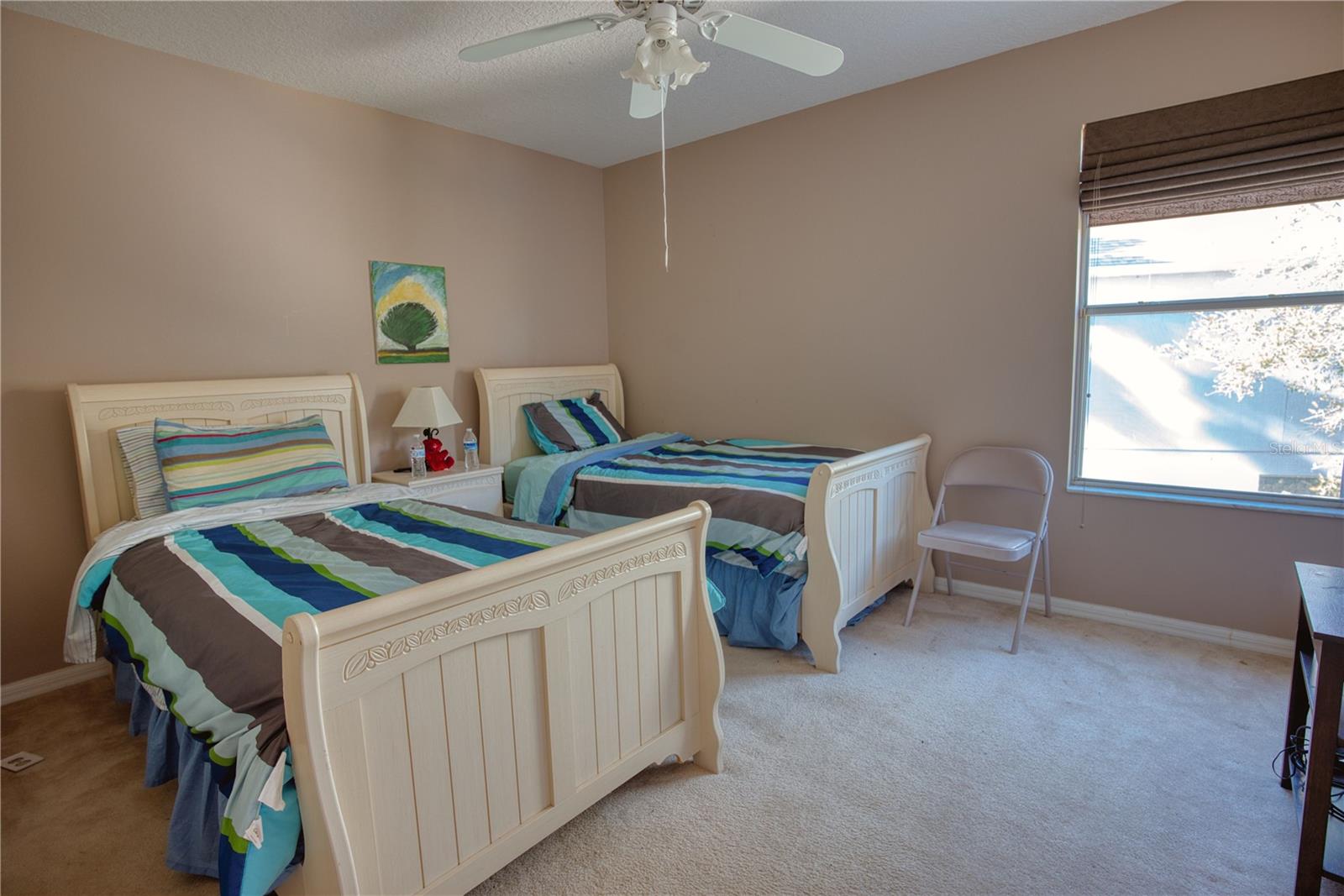 Image 20 of 28 For 2409 Greenwillow Drive
