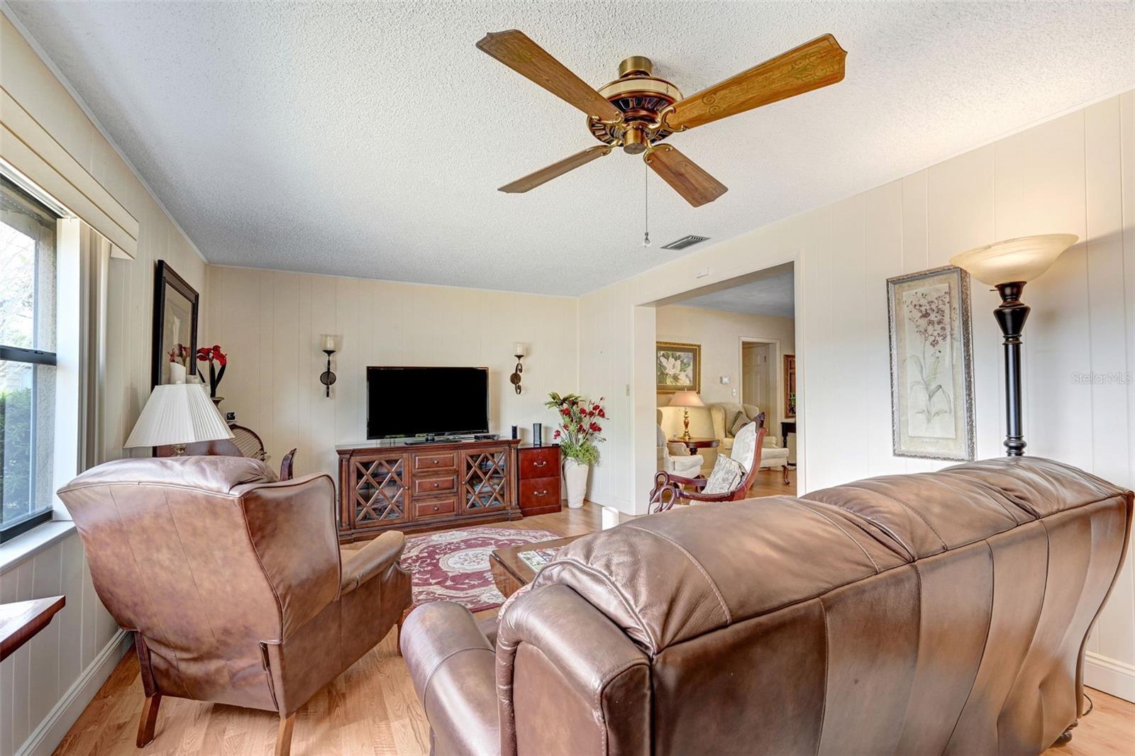 Image 14 of 33 For 1208 Duke Way