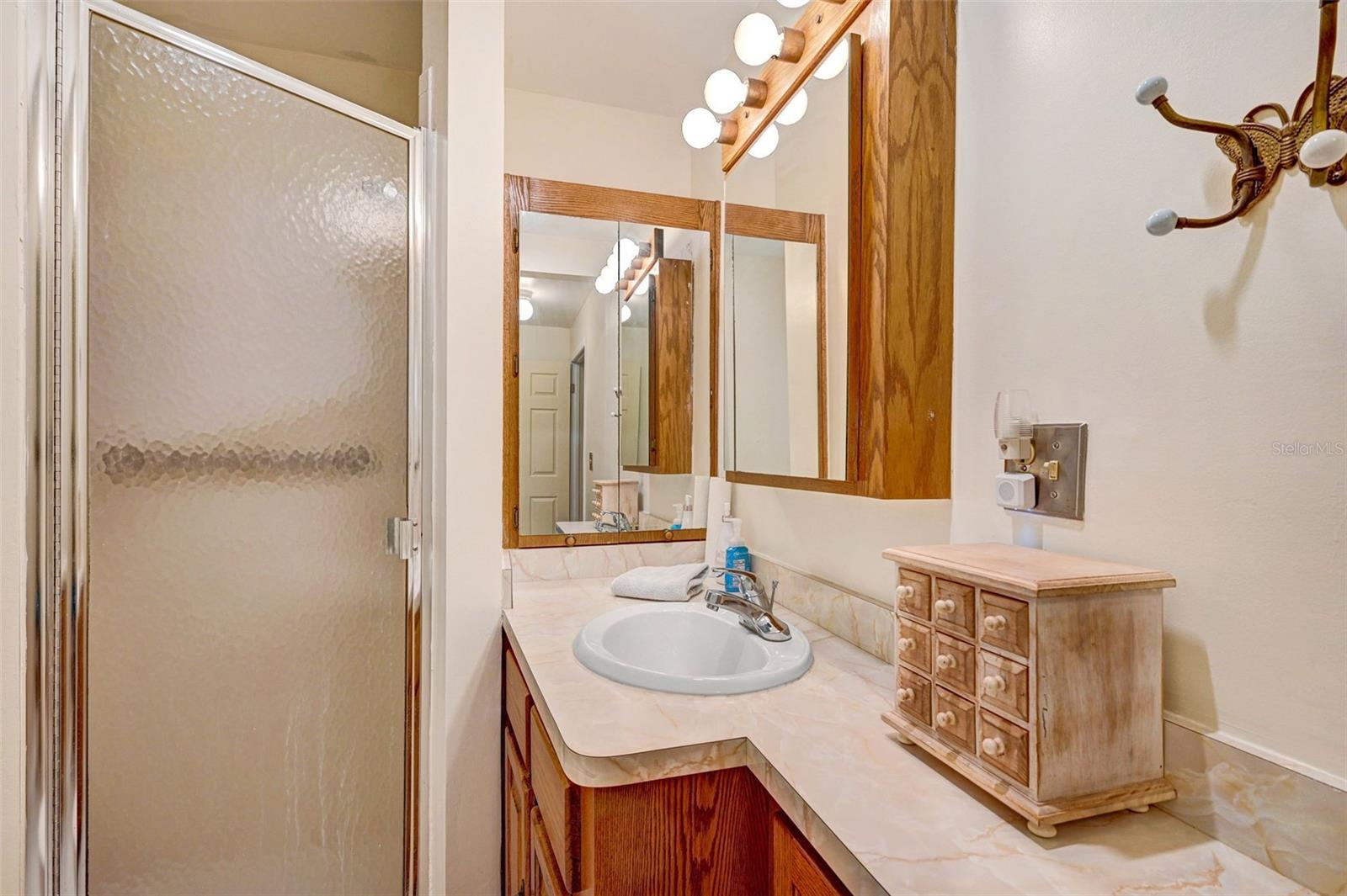Image 24 of 33 For 1208 Duke Way