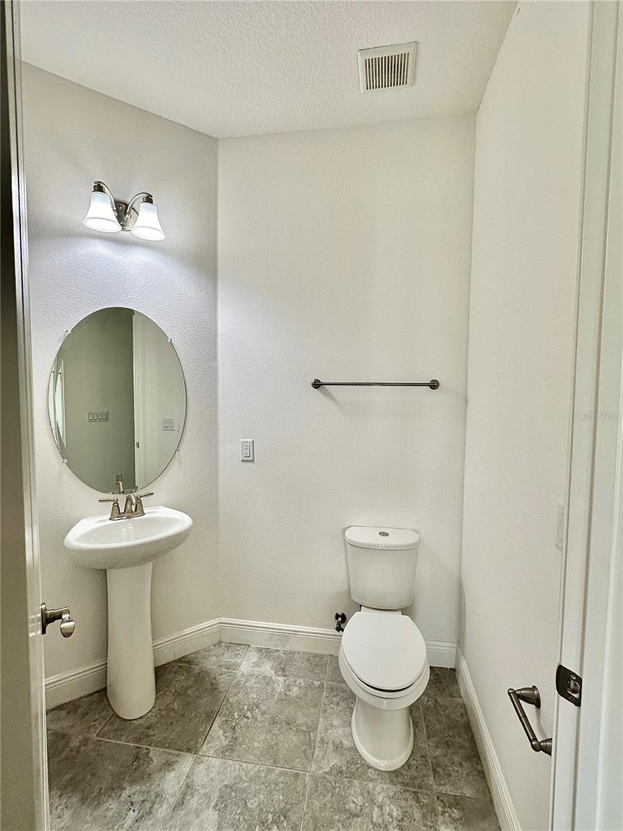 Image 16 of 16 For 14070 Swanley Street