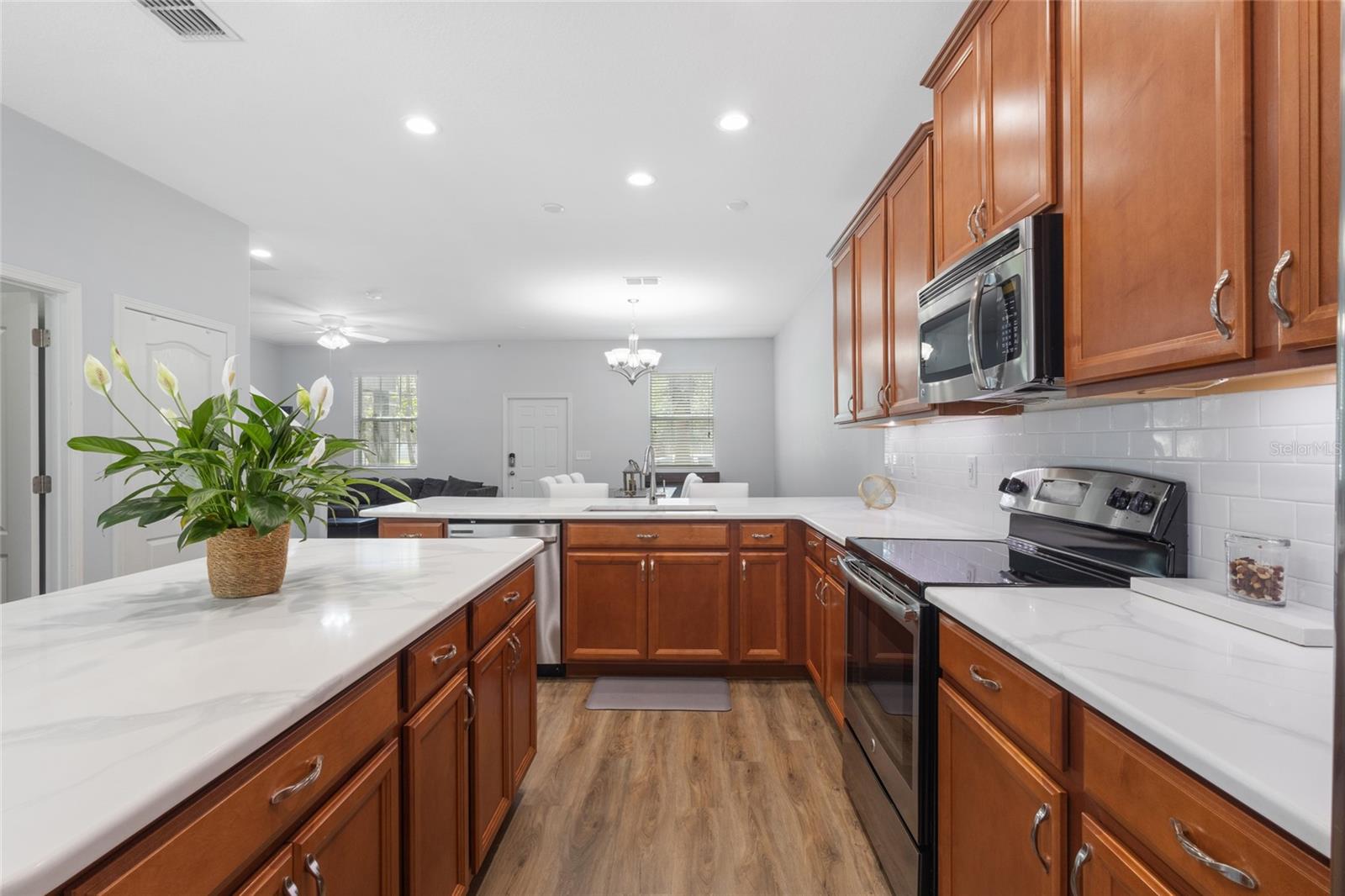 Image 14 of 52 For 14743 Driftwater Drive