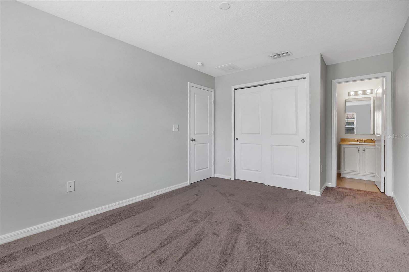 Image 10 of 17 For 5118 Adelaide Drive