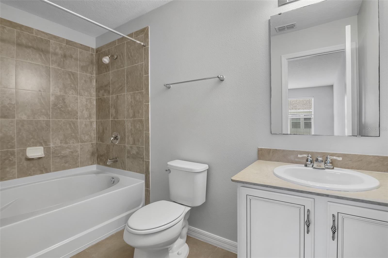 Image 11 of 17 For 5118 Adelaide Drive