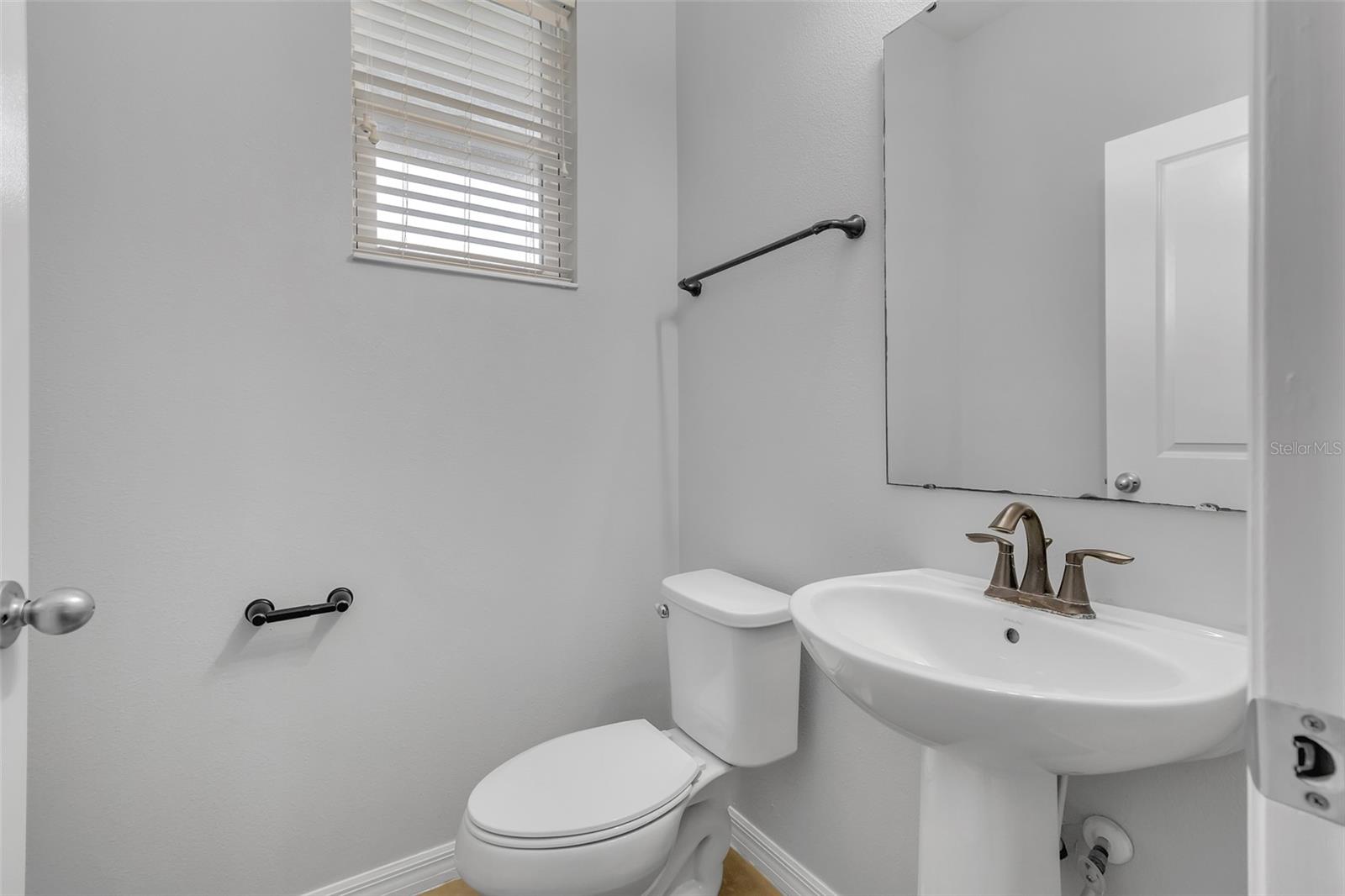 Image 6 of 17 For 5118 Adelaide Drive