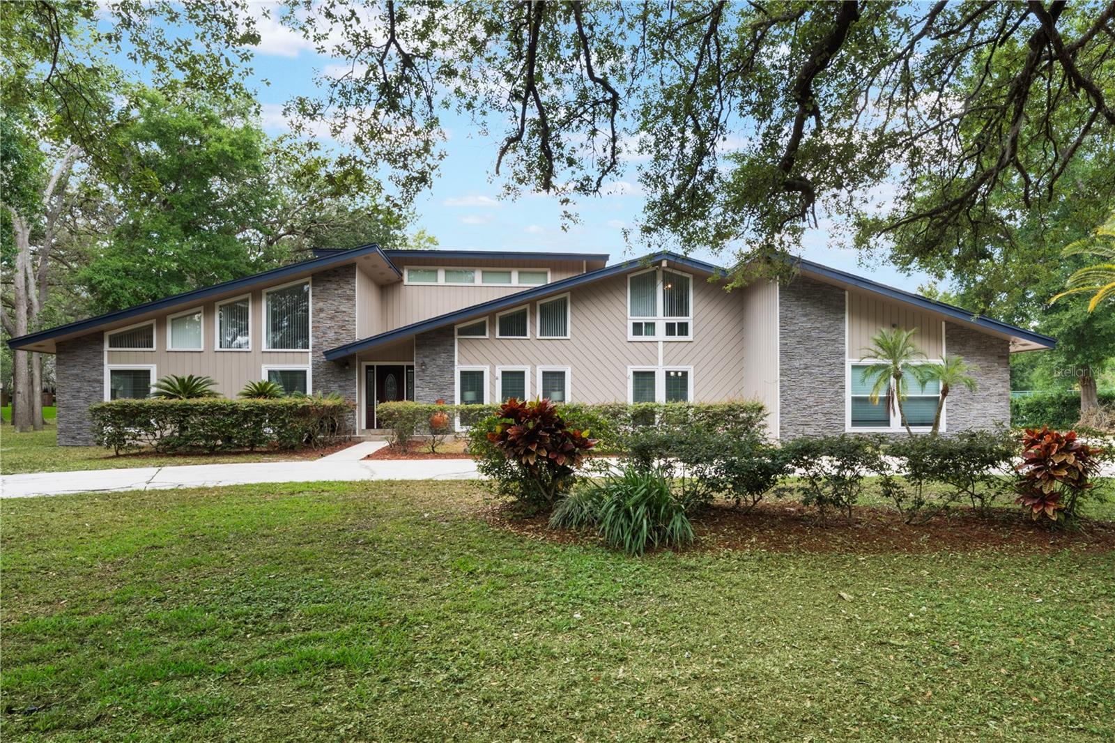 Details for 202 Sweetwater Club Boulevard, LONGWOOD, FL 32779