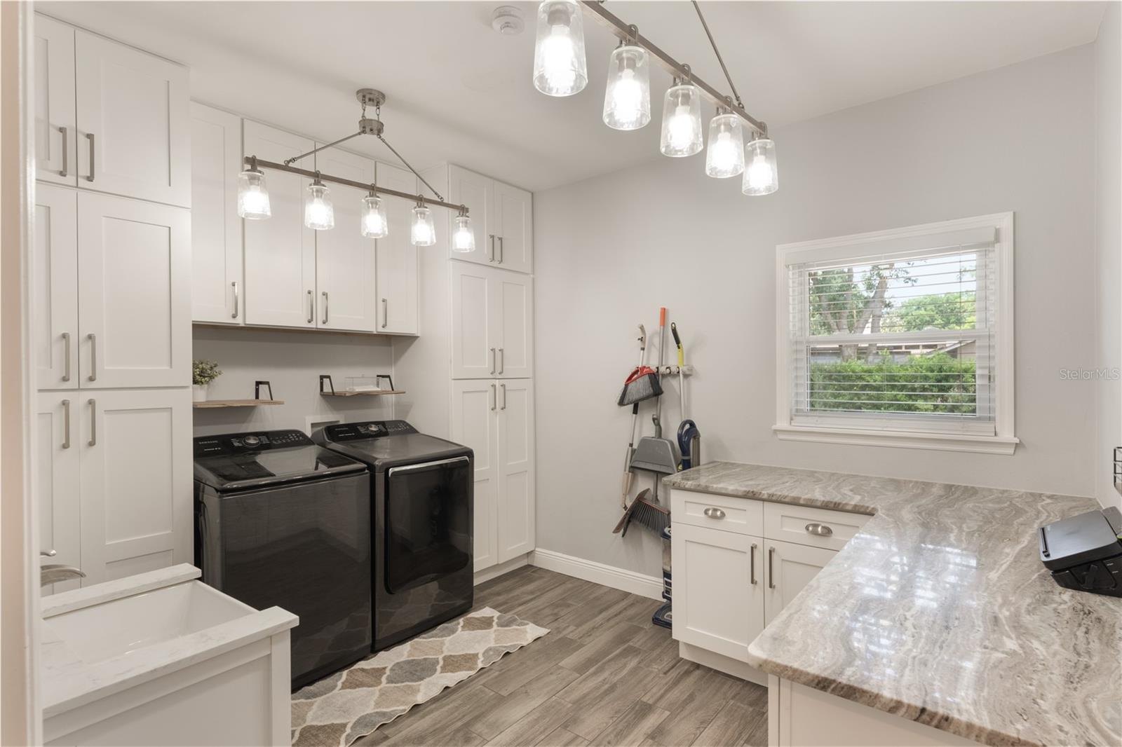 Image 15 of 49 For 202 Sweetwater Club Boulevard