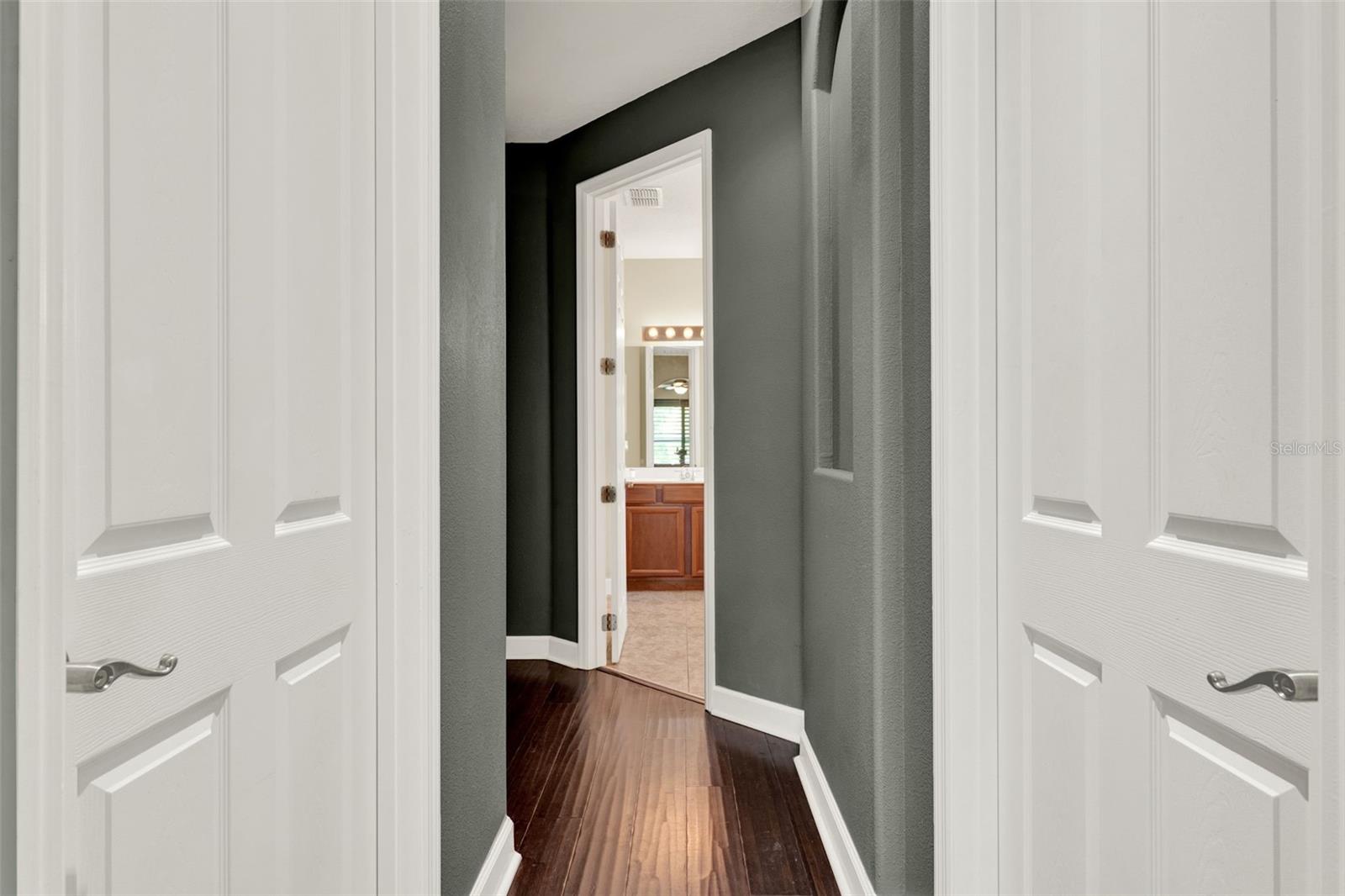 Image 19 of 53 For 955 Holly Springs Terrace