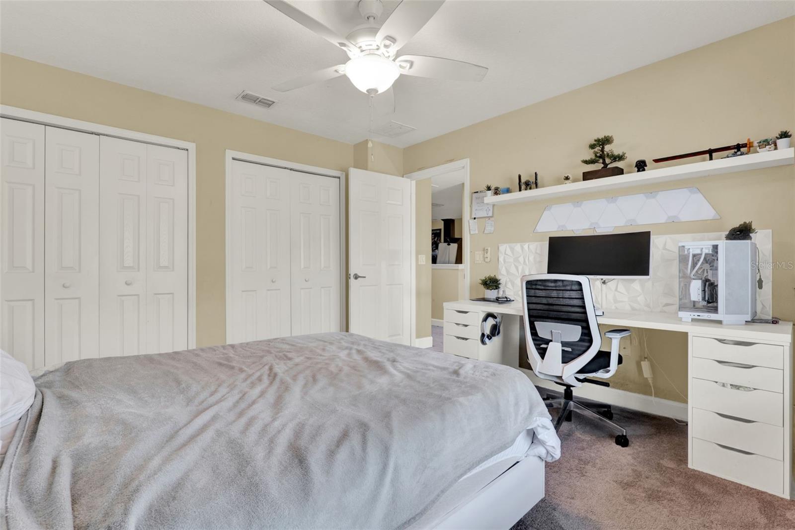 Image 32 of 53 For 955 Holly Springs Terrace