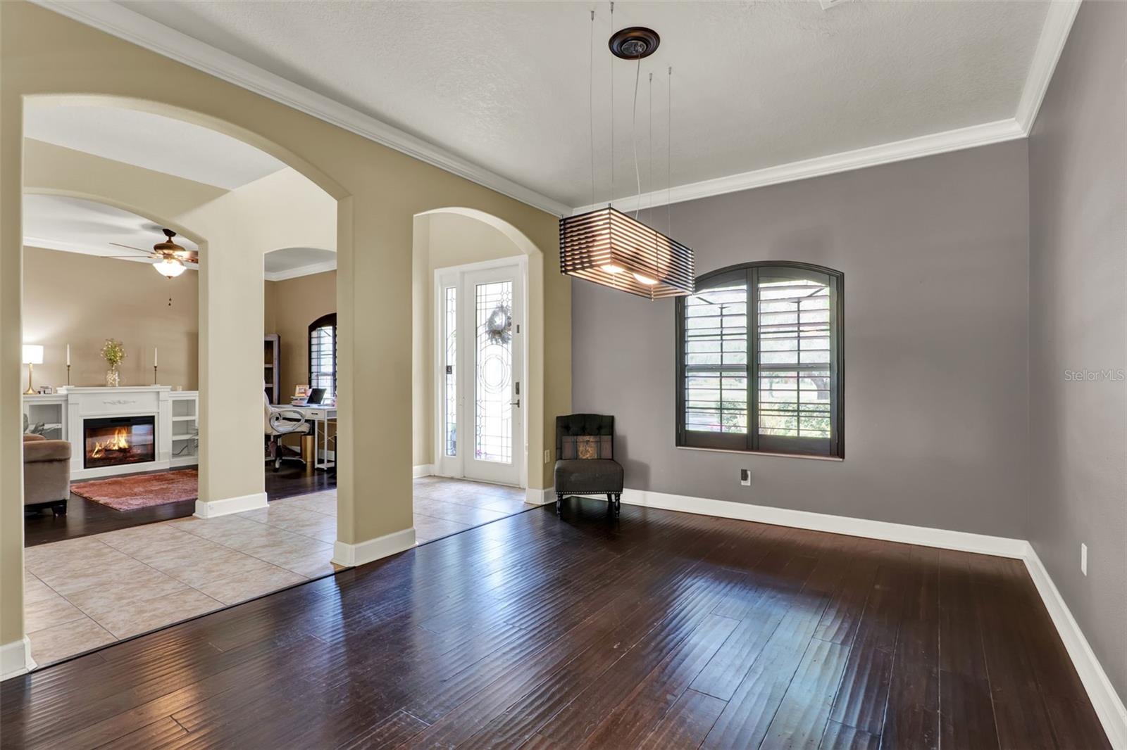 Image 7 of 53 For 955 Holly Springs Terrace