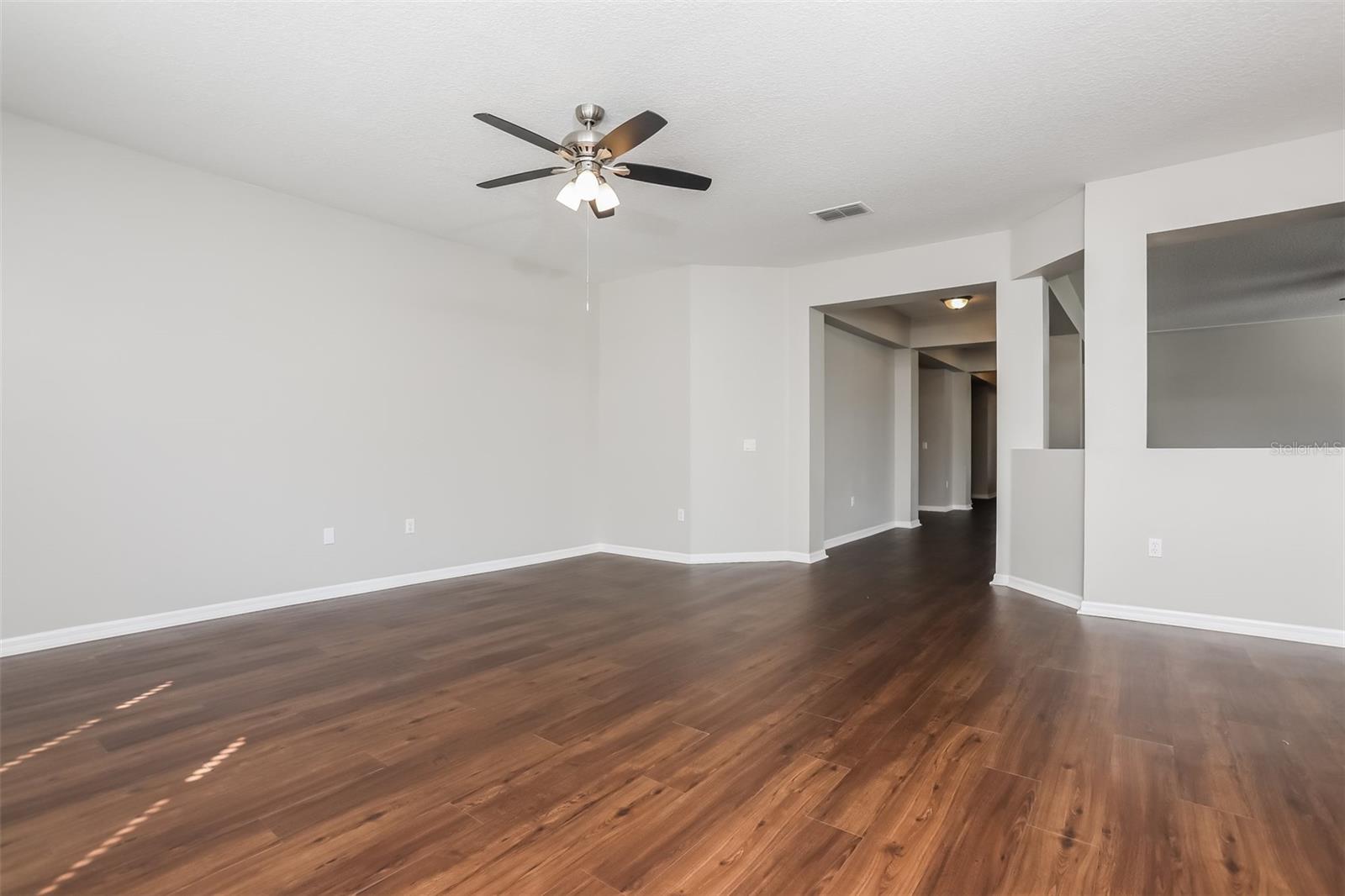 Image 4 of 15 For 3466 Goldeneye Lane