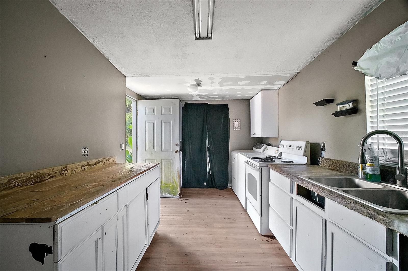 Image 4 of 23 For 89 169th Avenue