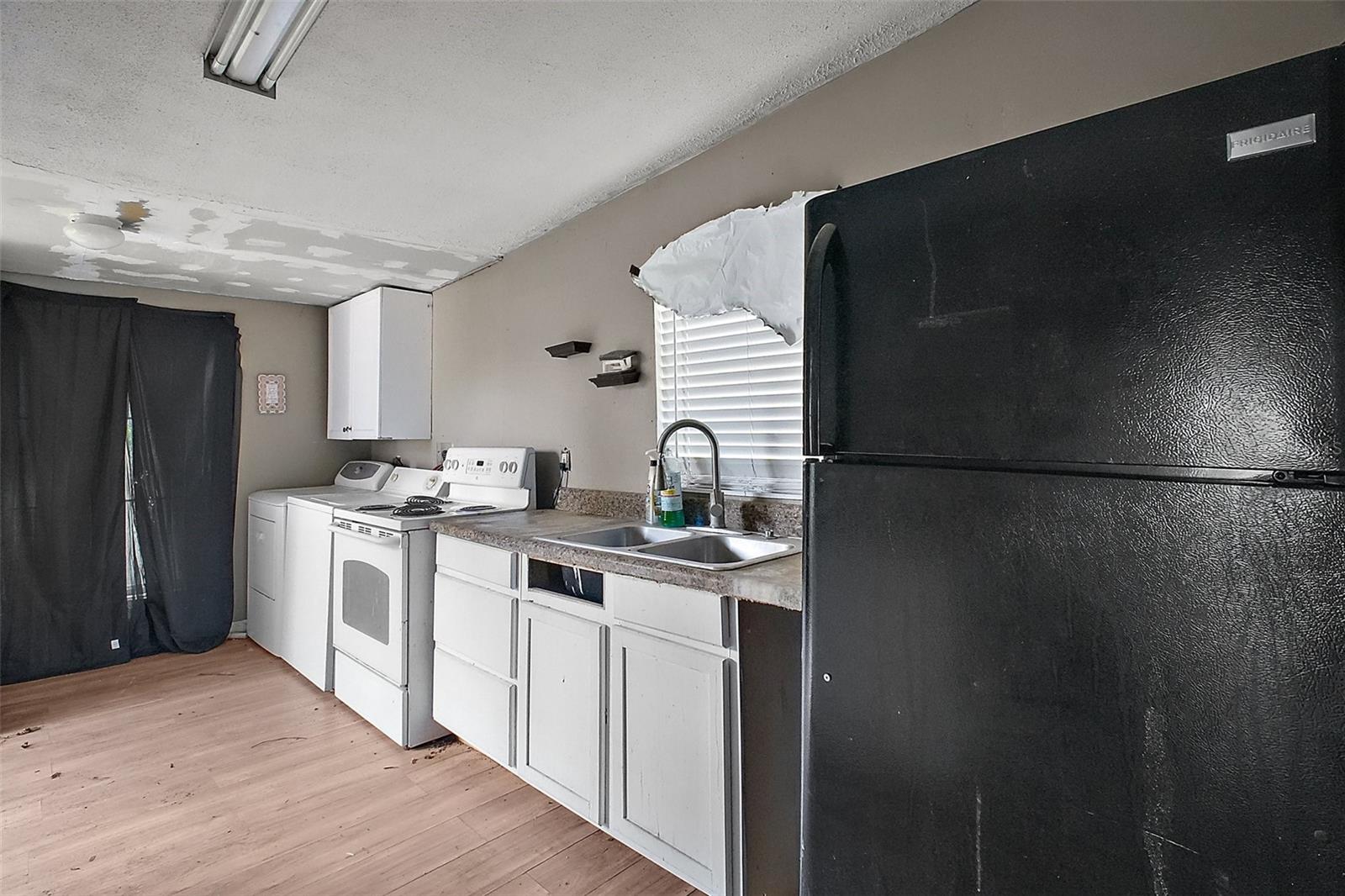 Image 6 of 23 For 89 169th Avenue