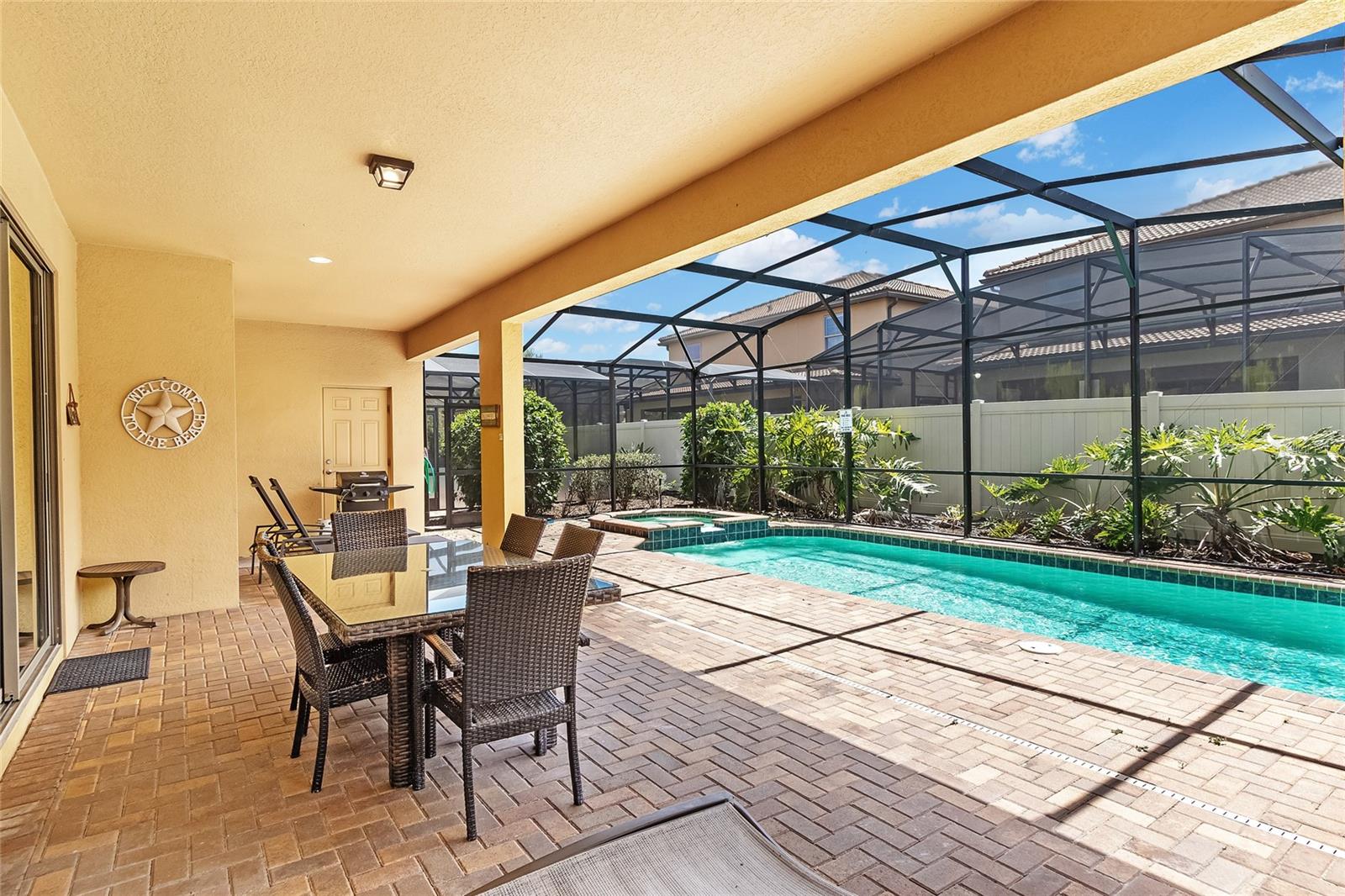 Image 18 of 39 For 8804 Rhodes Street