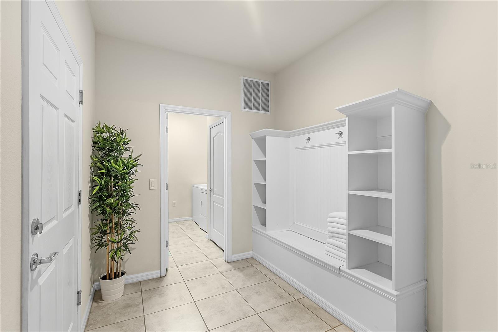 Image 6 of 39 For 8804 Rhodes Street