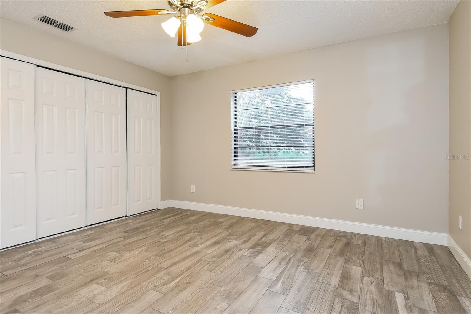 Image 11 of 16 For 9427 6th Avenue