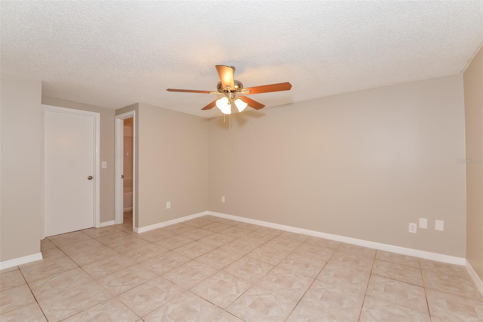 Image 10 of 16 For 5348 Durango Avenue