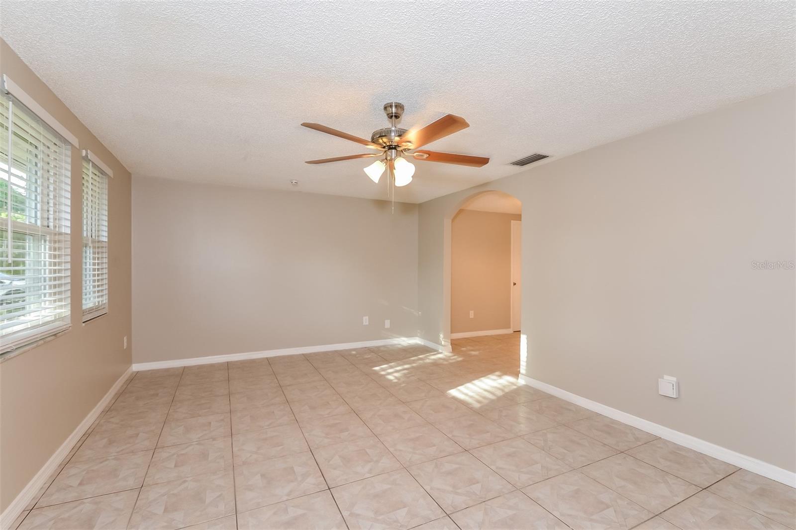 Image 3 of 16 For 5348 Durango Avenue