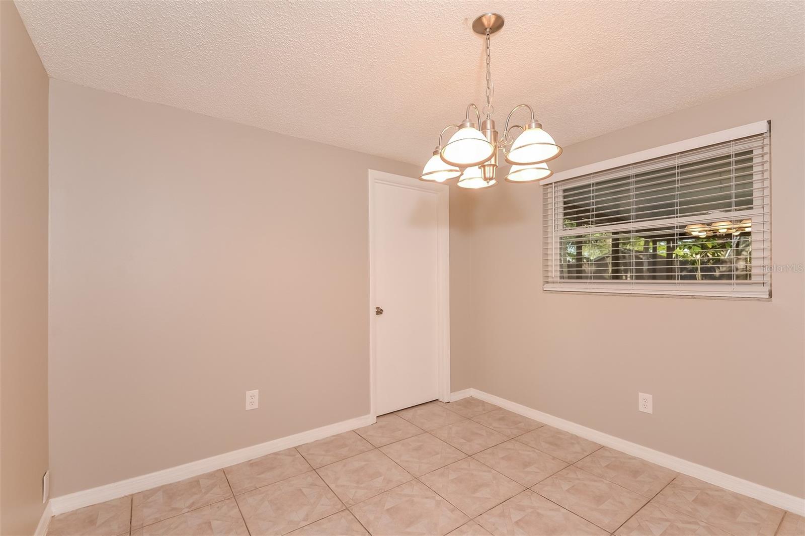 Image 7 of 16 For 5348 Durango Avenue