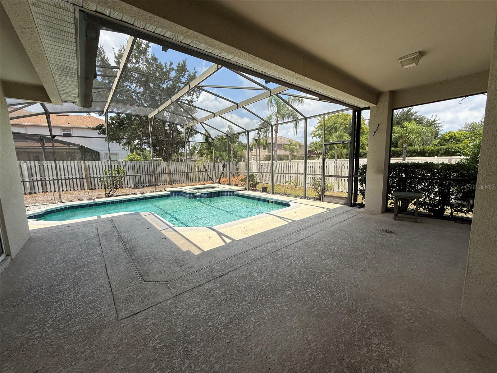 Image 28 of 37 For 13208 Paloma Drive