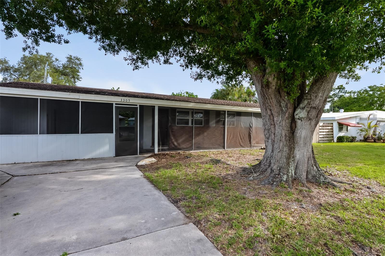 Image 3 of 16 For 3305 19th Avenue W