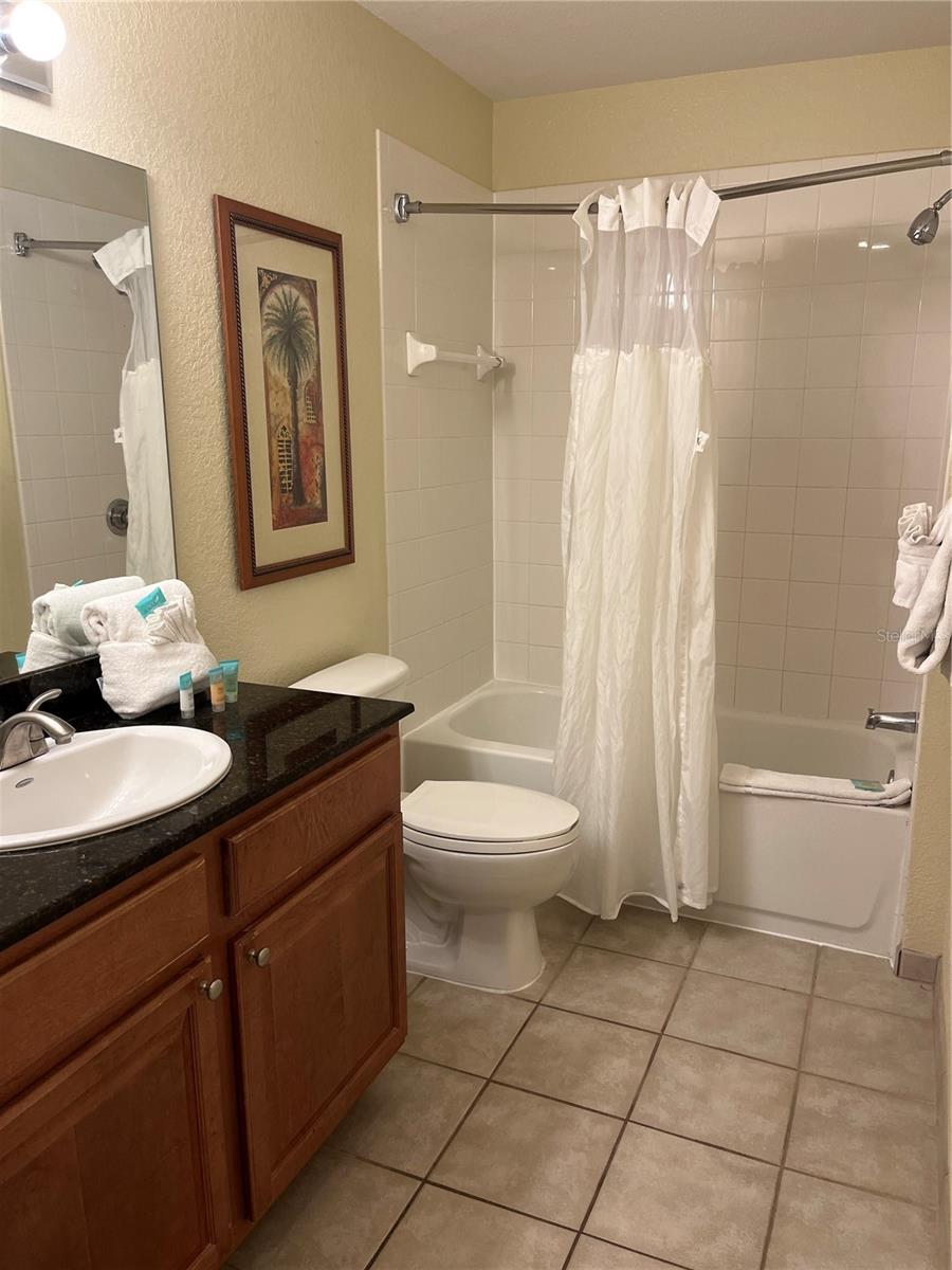Image 20 of 41 For 8101 Resort Village Drive 3909