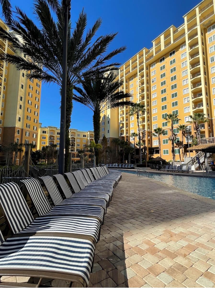 Image 33 of 41 For 8101 Resort Village Drive 3909