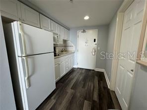 Image 5 of 14 For 2700 Atlantic Avenue 1003