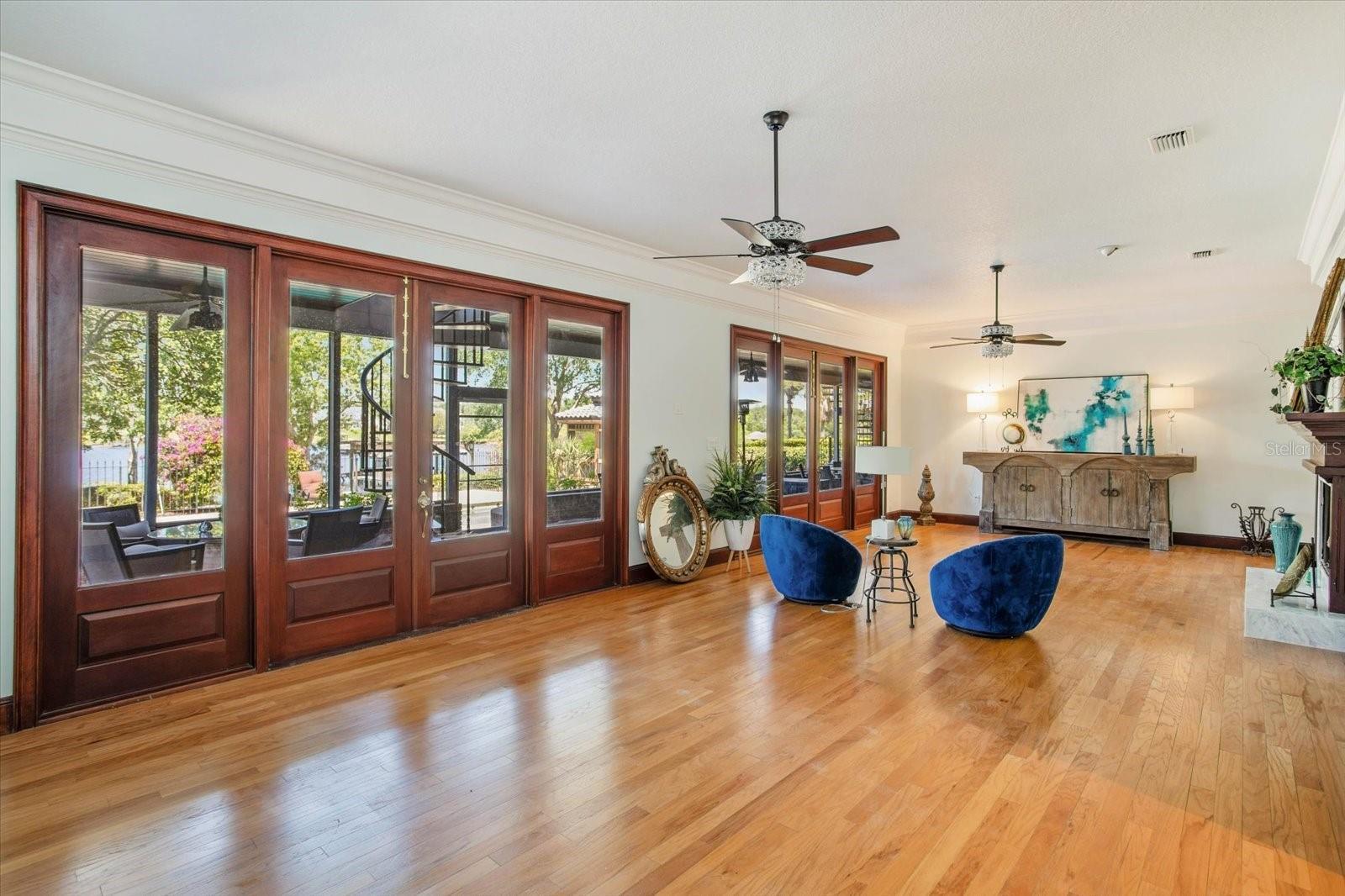 Image 20 of 80 For 2828 Marquesas Court