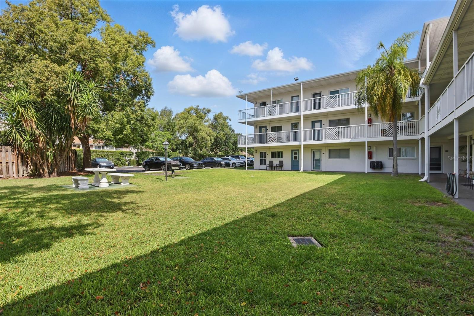 Image 17 of 21 For 320 Lakeview Street 214