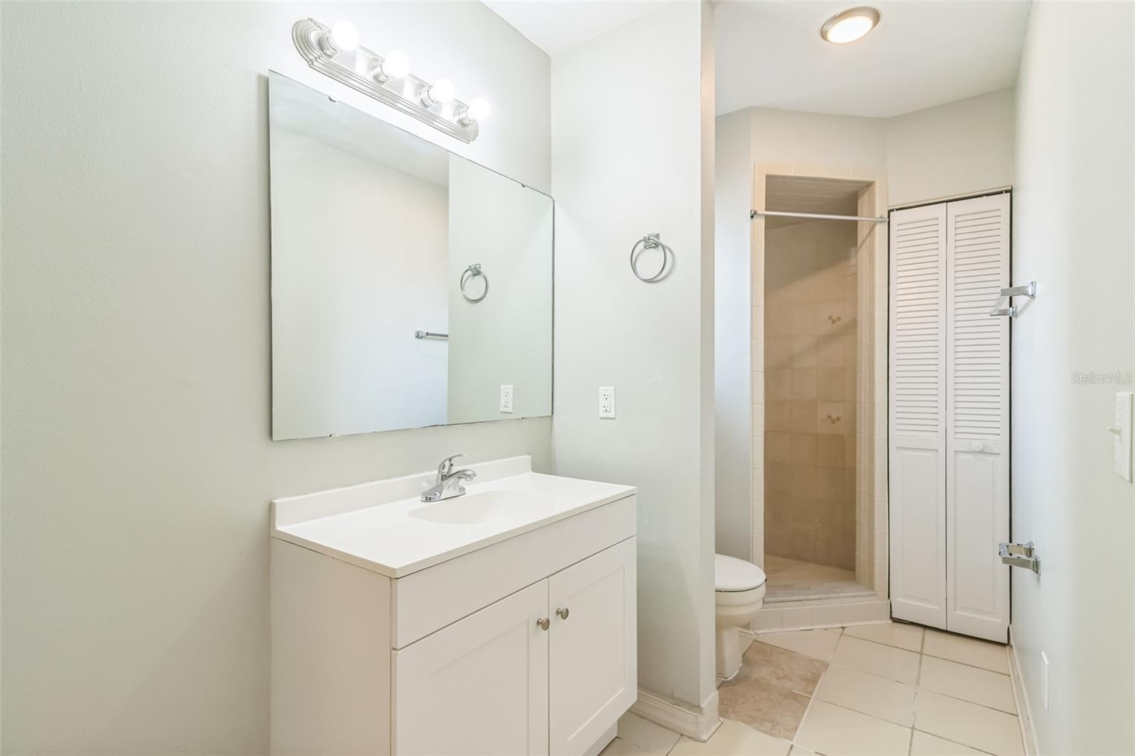 Image 16 of 29 For 6042 Bolling Drive