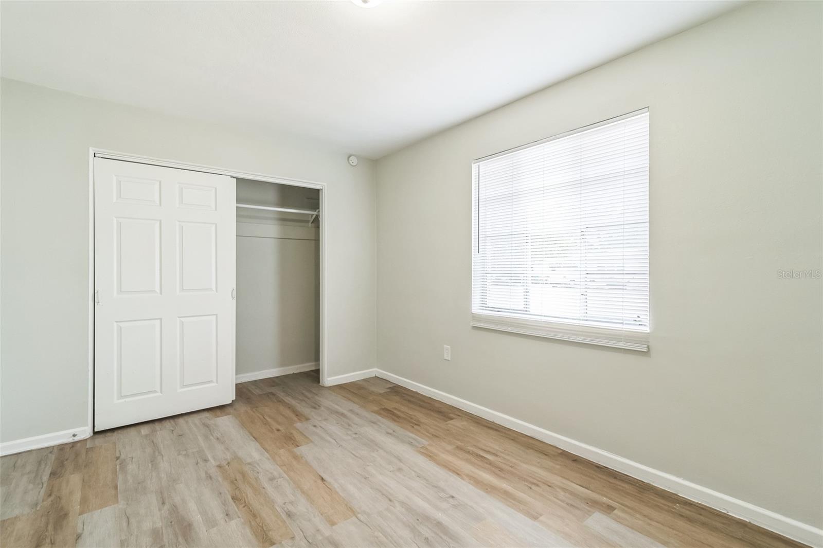 Image 20 of 29 For 6042 Bolling Drive