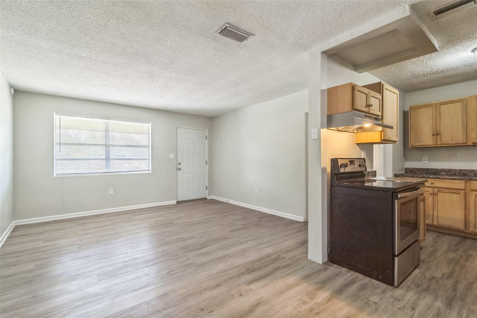 Image 3 of 29 For 6042 Bolling Drive