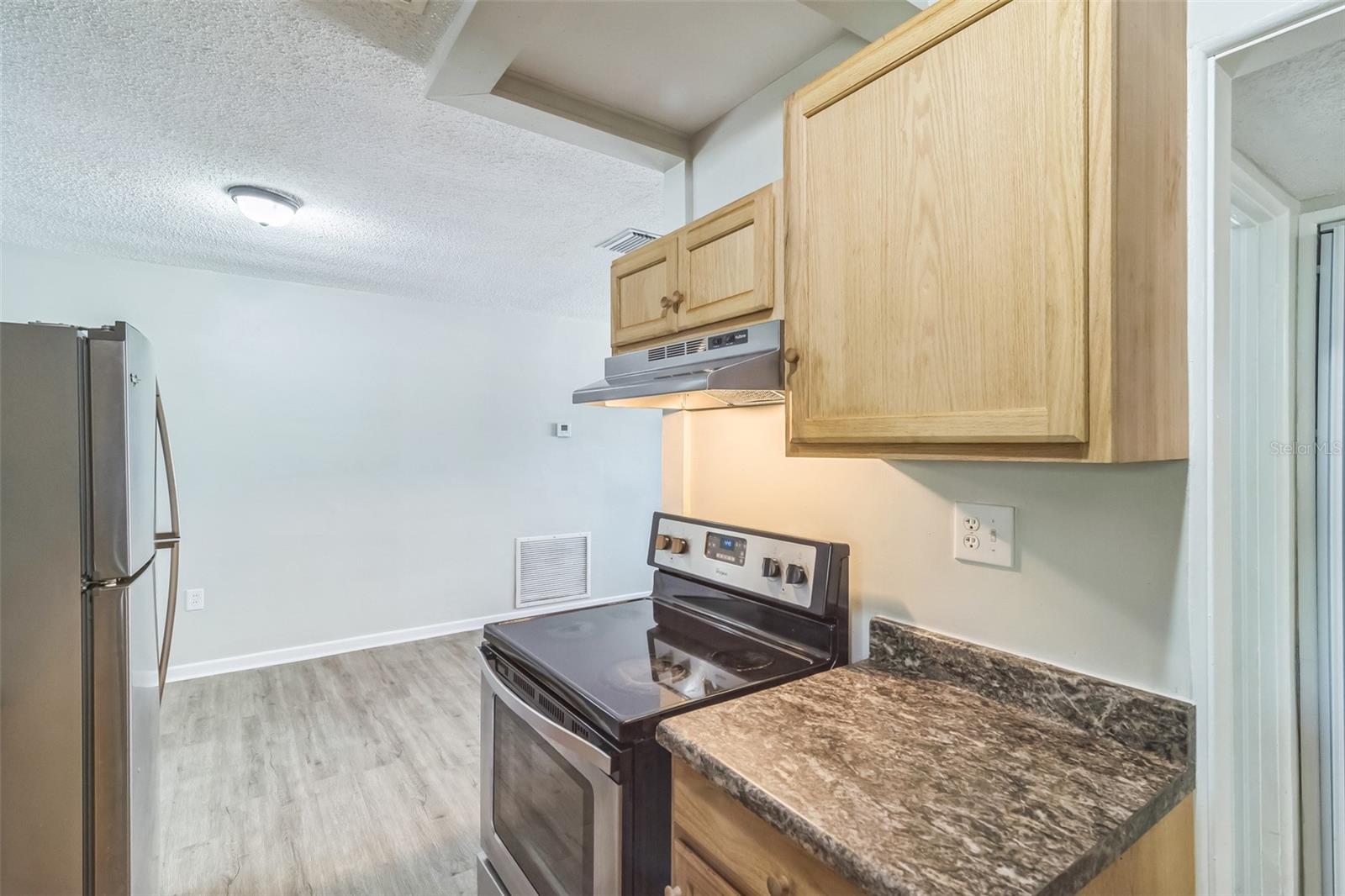 Image 6 of 29 For 6042 Bolling Drive