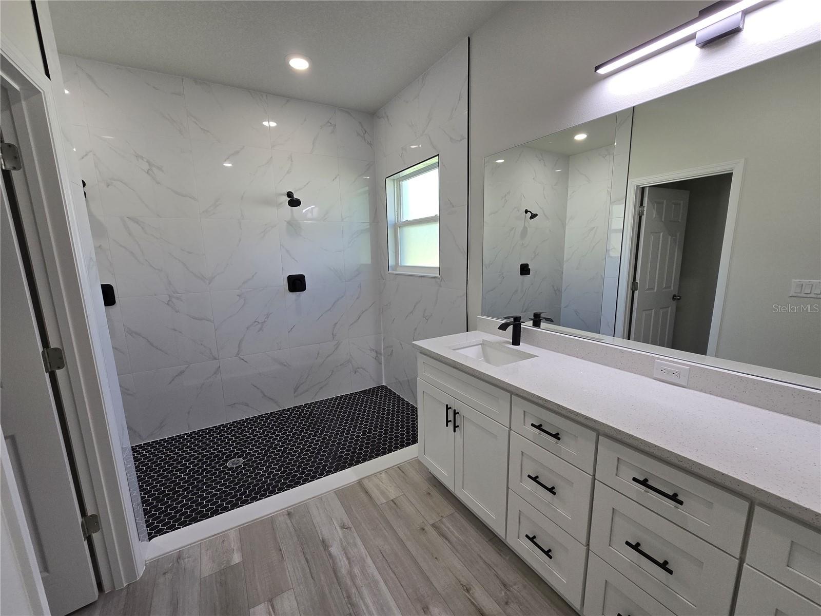 Image 12 of 34 For 1564 Cary Drive