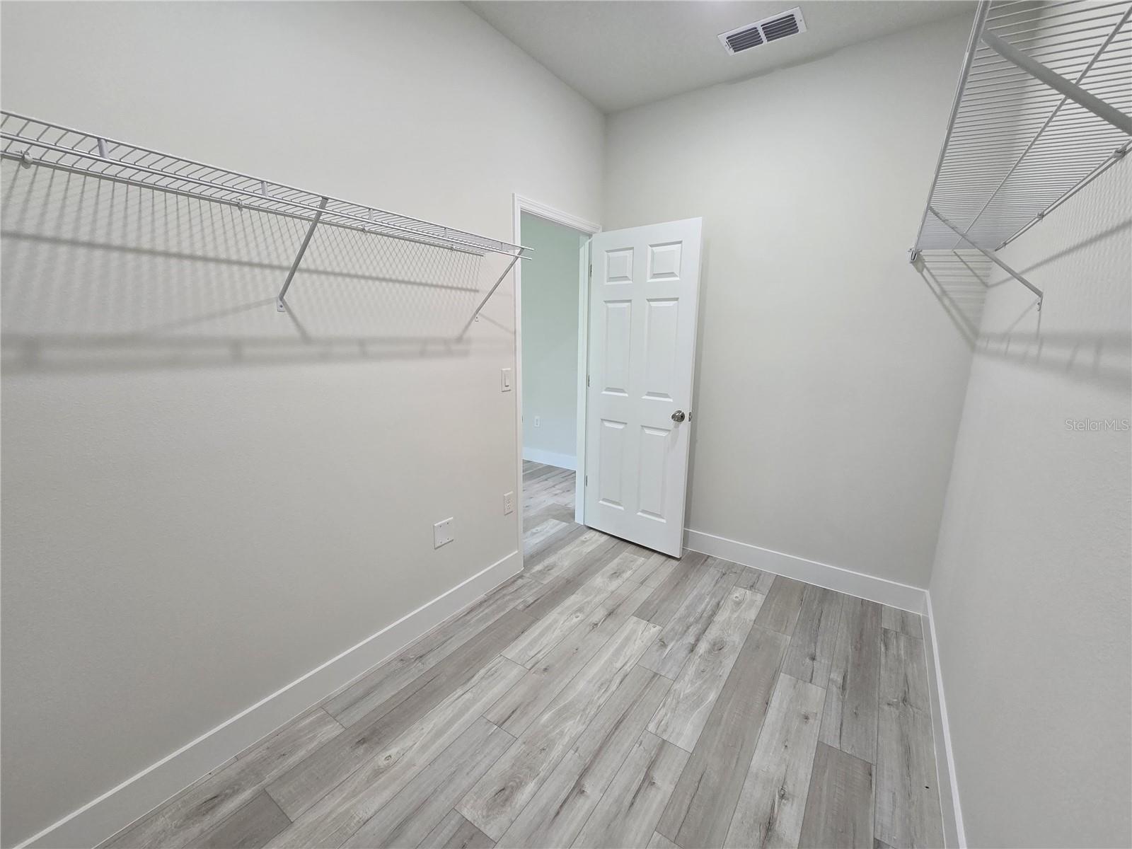 Image 13 of 34 For 1564 Cary Drive