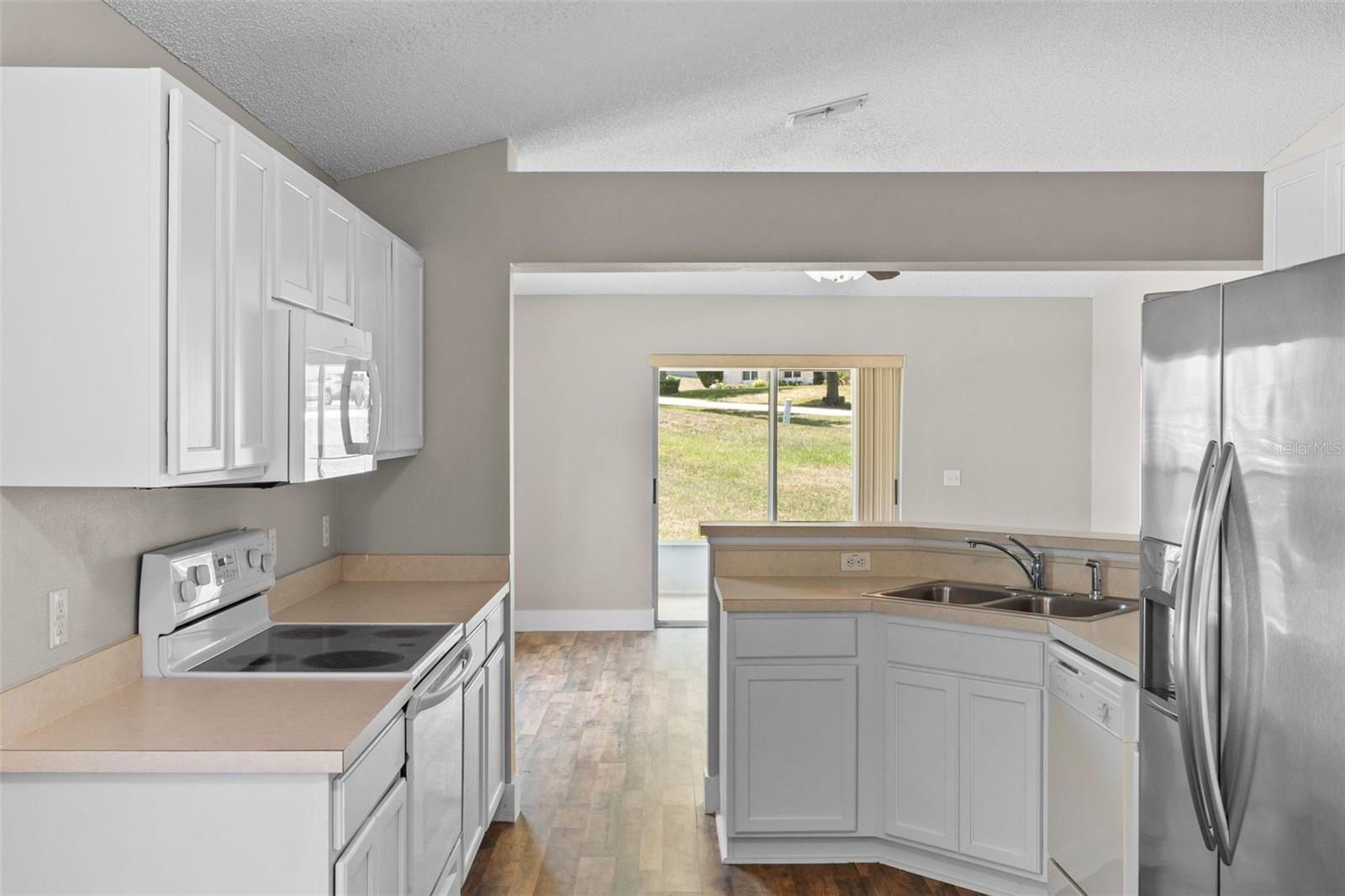 Image 12 of 35 For 16316 Meredrew Lane