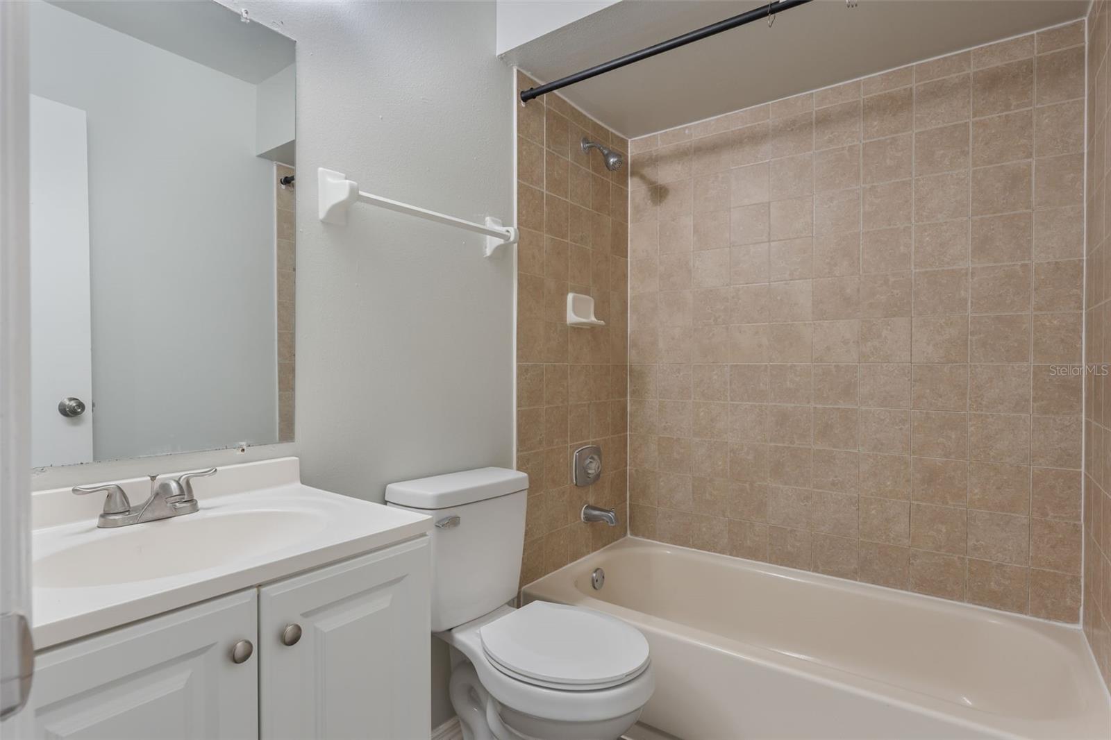 Image 10 of 22 For 4136 Pershing Pointe Place 2